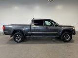 Used 2017 Toyota Tacoma TRD Off-Road image 2