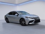 Used 2024 Toyota Camry SE image 2