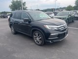 Used 2017 Honda Pilot Touring image 2