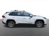 Used 2022 Toyota RAV4 XLE image 2