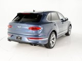Used 2023 Bentley Bentayga Plug-In Hybrid image 5