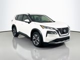 Used 2023 Nissan Rogue SV image 3