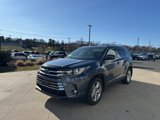 Used 2018 Toyota Highlander Limited image 3