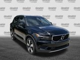 Used 2019 Volvo XC40 T4 Momentum image 2