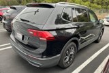 Used 2022 Volkswagen Tiguan SE image 3