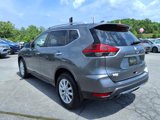 Certified 2020 Nissan Rogue SV image 3