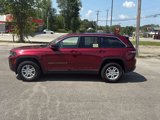 Used 2023 Jeep Grand Cherokee Laredo image 2