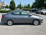 Used 2017 Nissan Versa SL image 3