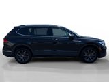Certified 2022 Volkswagen Tiguan SE image 6