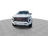 New 2025 GMC Canyon Denali image 3
