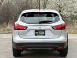 Used 2018 Nissan Rogue Sport S image 5