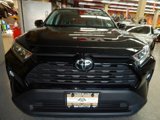 Used 2019 Toyota RAV4 XLE image 2