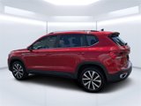 Certified 2022 Volkswagen Taos SE image 5