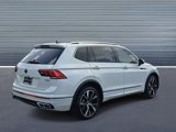 Used 2022 Volkswagen Tiguan SEL R-Line image 3