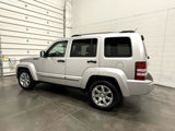 Used 2010 Jeep Liberty Limited w/ Tire & Wheel Group image 4