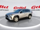 Used 2019 Toyota RAV4 LE image 4