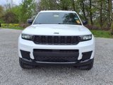 Used 2024 Jeep Grand Cherokee L Laredo image 2