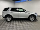 Used 2019 Land Rover Discovery Sport SE image 6