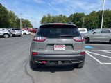 Used 2019 Jeep Cherokee Trailhawk image 3