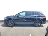 Used 2022 Volkswagen Tiguan SE image 3