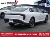 New 2025 Kia K4 EX image 4