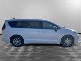 New 2025 Chrysler Voyager LX image 5