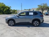 Used 2022 Nissan Rogue SV image 4
