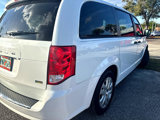 Used 2019 Dodge Grand Caravan SE image 2