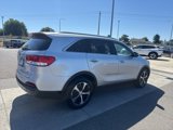 Used 2016 Kia Sorento EX image 5