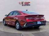 Certified 2025 Hyundai Elantra SE image 3