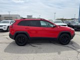 Used 2017 Jeep Cherokee Trailhawk w/ Cold Weather Group image 2