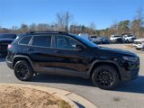 Certified 2023 Jeep Cherokee Altitude Lux image 2