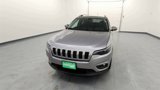 Used 2019 Jeep Cherokee Latitude w/ Popular Appearance Group image 3