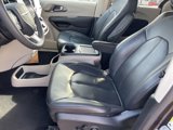 Used 2022 Chrysler Pacifica Touring-L image 5