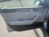 Used 2017 Hyundai Sonata SE image 4
