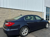 Used 2012 Hyundai Genesis 3.8 image 3