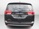 Used 2018 Chrysler Pacifica Touring Plus image 4