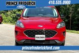 Used 2022 Ford Escape SE w/ SE Sport Appearance Package image 2
