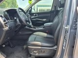 Used 2023 Kia Sorento S w/ Panoramic Sunroof Package image 4