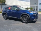 Used 2023 Nissan Rogue S image 2