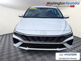 Certified 2025 Hyundai Elantra SE image 2