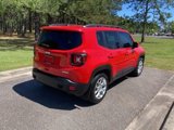 Used 2018 Jeep Renegade Latitude w/ Popular Equipment Group image 3