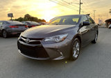 Used 2017 Toyota Camry SE image 3