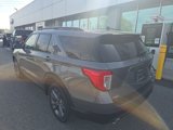 Certified 2022 Ford Explorer XLT w/ Equipment Group 202A image 3