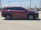 Used 2018 Toyota Highlander LE image 5