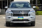New 2025 Mitsubishi Outlander SE image 4