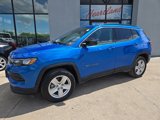 Used 2022 Jeep Compass Latitude image 3