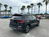 Used 2024 Volkswagen Taos SE image 4