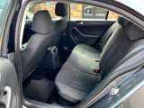 Used 2016 Volkswagen Jetta S image 5