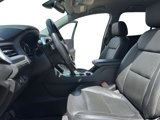 Used 2019 GMC Acadia SLT image 2